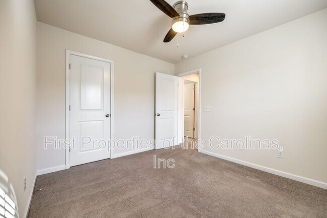 Building Photo - 524 Hunters Dance Road