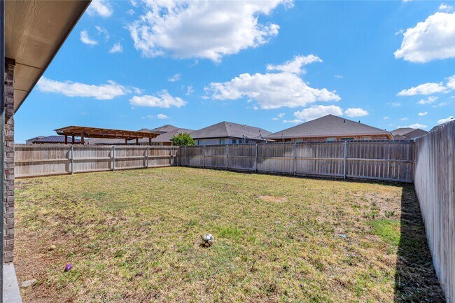 Building Photo - 3119 Mearns Ct