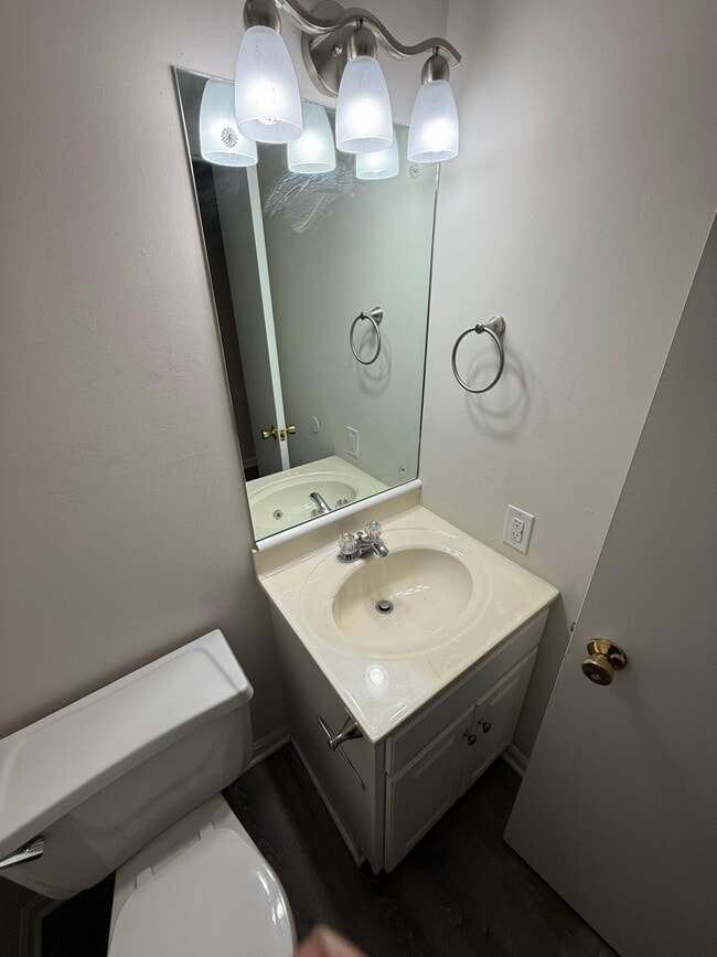 Building Photo - 3306 Belle Meade Dr