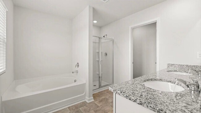 Building Photo - 3255 Colonel Ct