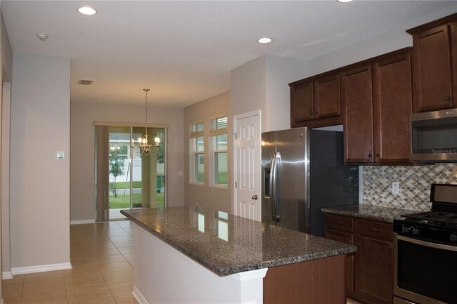 Building Photo - 8112 Summerlake Groves St