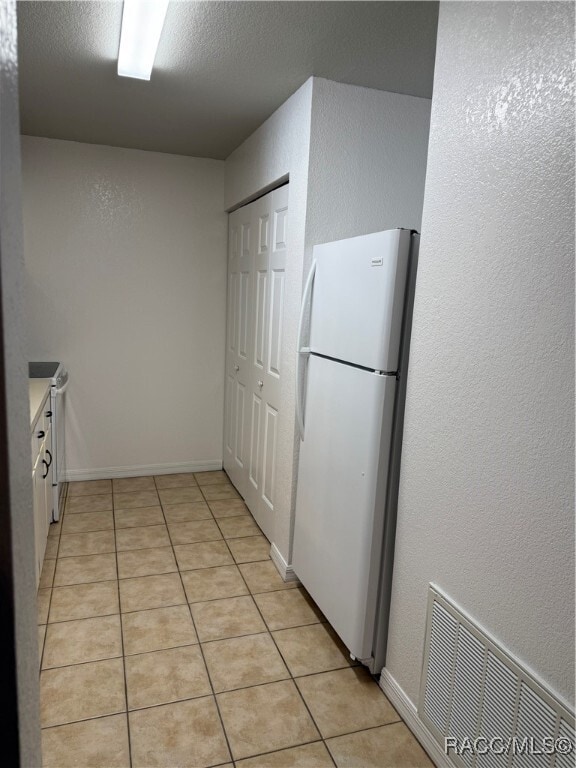 Building Photo - 1153 N Lion Cub Point