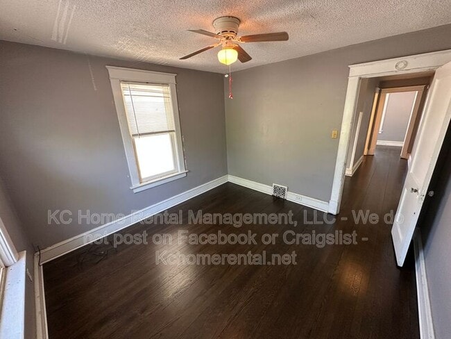 Building Photo - 5105 Walnut St