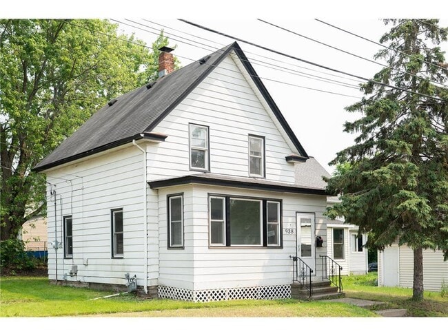 Building Photo - 938 N Cypress St