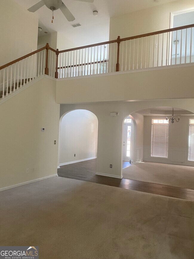 Building Photo - 539 Greyhawk Way