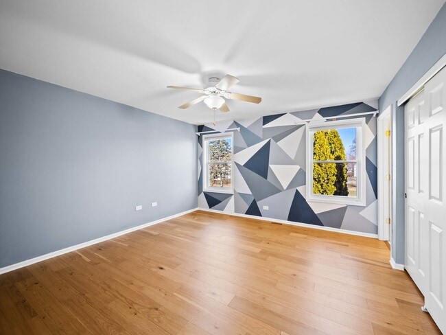 Building Photo - 97 E Harbor Dr