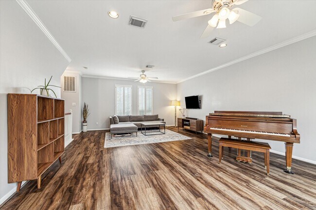 Building Photo - 1213 Oneil St