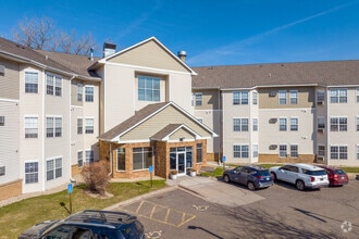 Building Photo - Rosoto Villa on Roselawn
