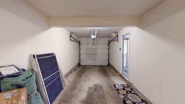 Building Photo - 95 Pleasant St