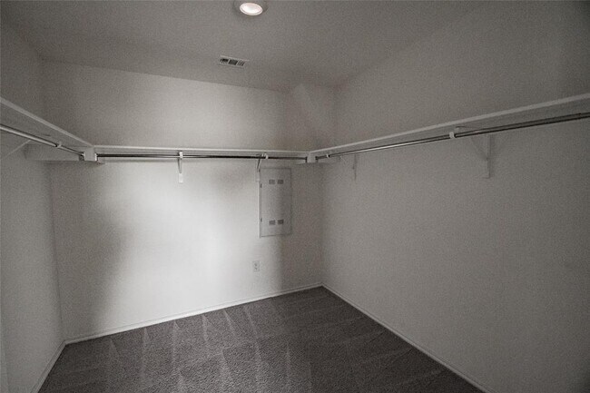 Building Photo - 6412 Carriage Pines Dr