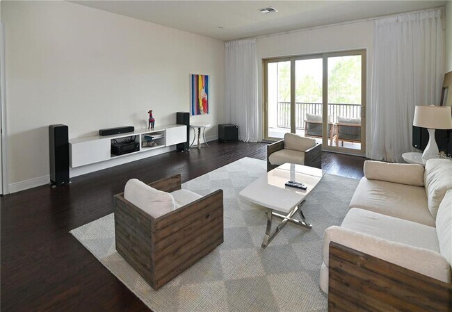 Building Photo - 15704 Marina Bay Dr