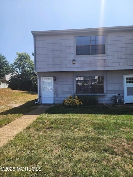 Building Photo - 1134 Sawmill Rd