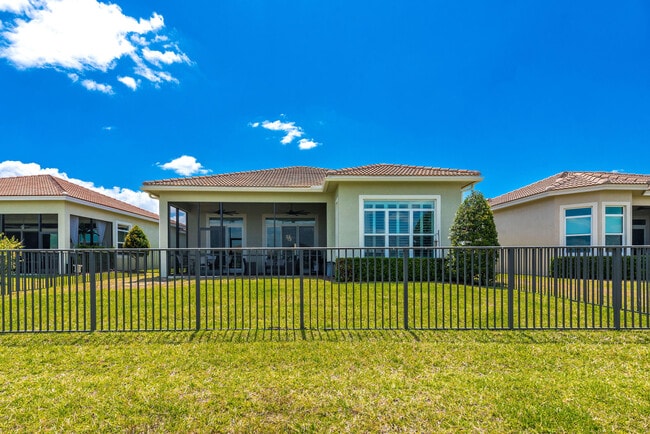 Building Photo - 8762 SW Montova Way