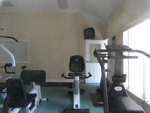 Building Photo - 4270 Calinda Ln