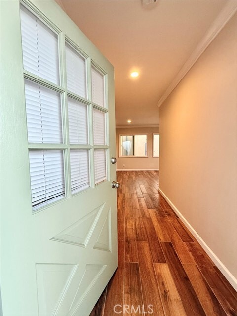 Building Photo - 24 10th Ct