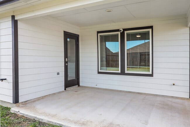 Building Photo - 2708 Diamond Reef Ln