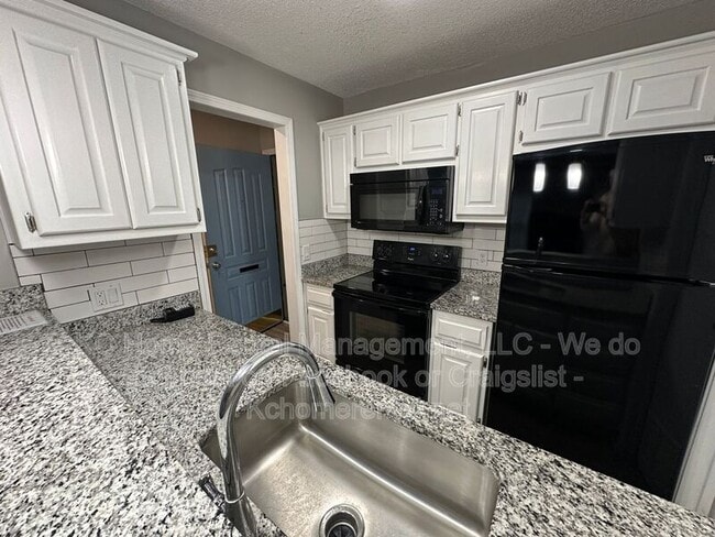 Building Photo - 12013 W 58th Pl