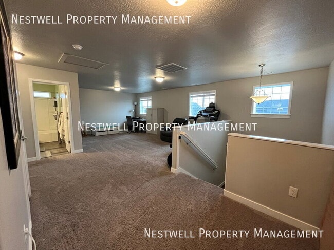 Building Photo - 1508 Waterfront Dr