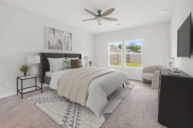 Building Photo - 15100 Crown Mnr Dr