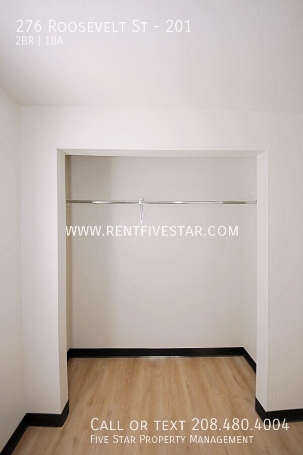 Building Photo - 276 Roosevelt St