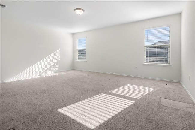 Building Photo - 18501 Spotted Eagle Ln
