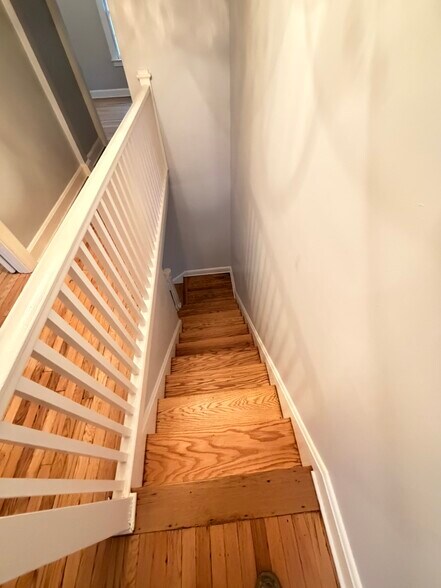 Building Photo - 121 S High St