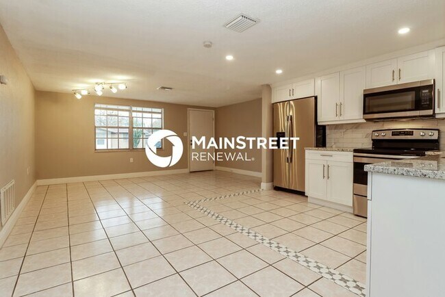 Building Photo - 3 Bedroom Pet-Friendly Home in Port Richey...