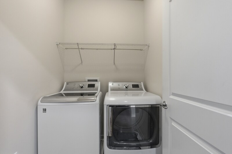 Building Photo - 15816 Swanscombe Lp