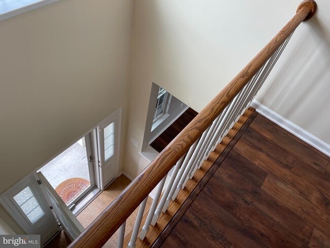 Building Photo - 114 Bowling Green Cir