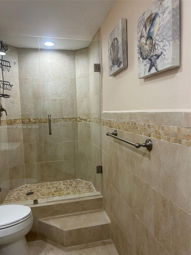 Building Photo - 3215 NE 184th St