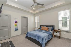 Building Photo - 625 Emile St