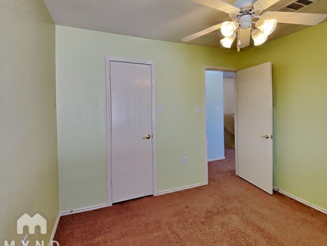 Building Photo - 18624 Great Falls Dr