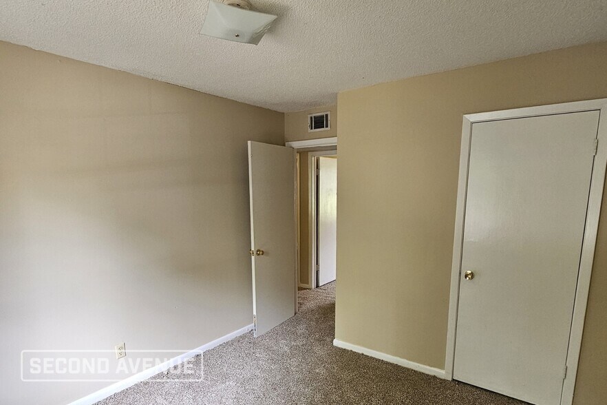 Building Photo - 1014 O'Neal St