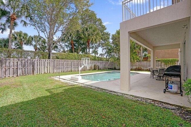 Building Photo - 16405 Diamond Head Dr