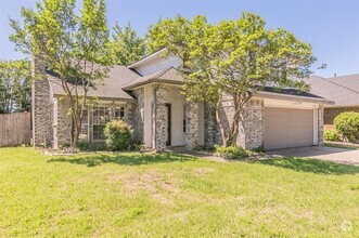 Building Photo - 2827 Timber Ct