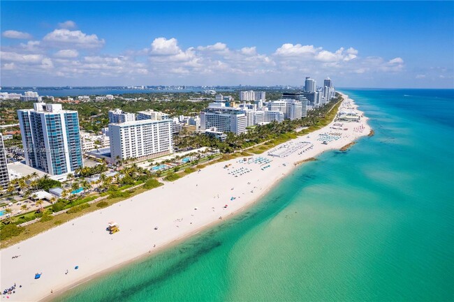 Building Photo - 2899 Collins Ave