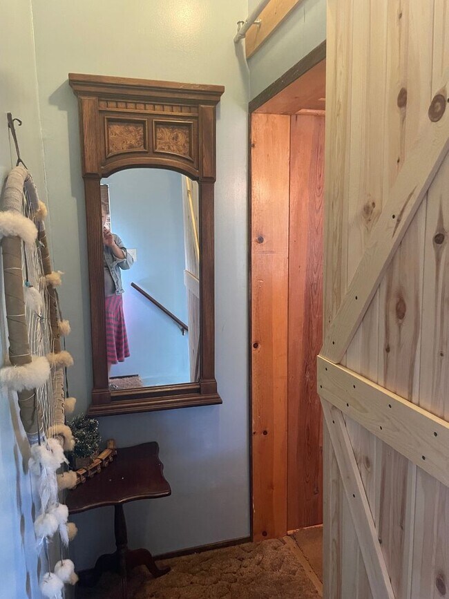 Building Photo - Lovely Home: 2BR+Bonus at Cul-De-Sac in Gr...