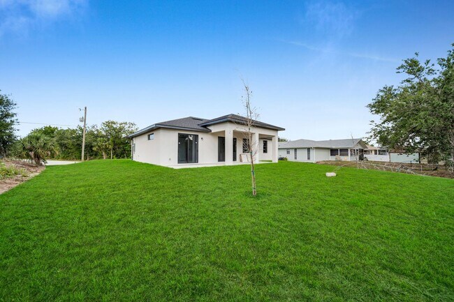 Building Photo - Be the first in occupy this 2026 constructed home in city of Englewood, FL! Qualify for a deposit...