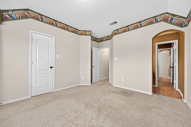 Building Photo - 9735 Lansing Meadows Dr