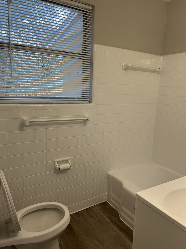 Bathroom - 2070 Holcroft Dr