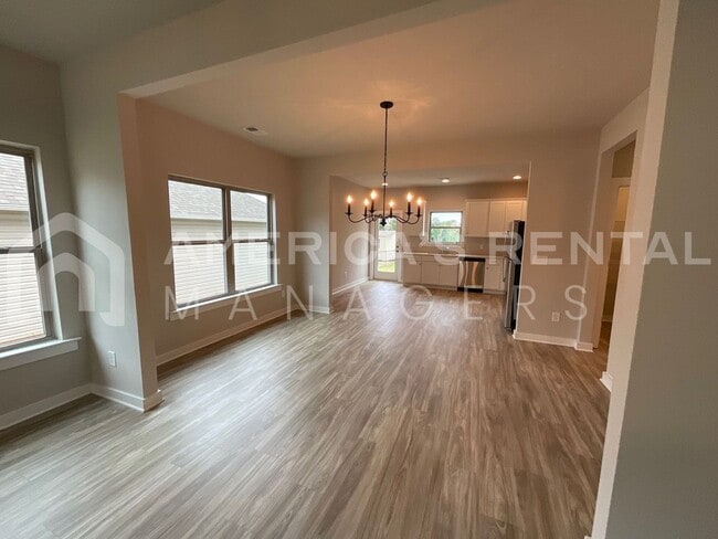 Building Photo - 486 Andrew Dr