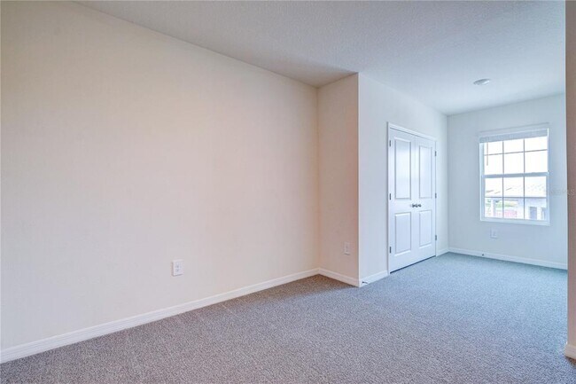 Building Photo - 17440 Crescent Moon Lp