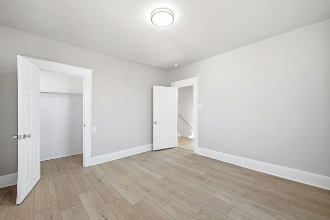 Building Photo - Spacious 4-Bedroom, 1.5-Bath Home with Plenty of Living Space!