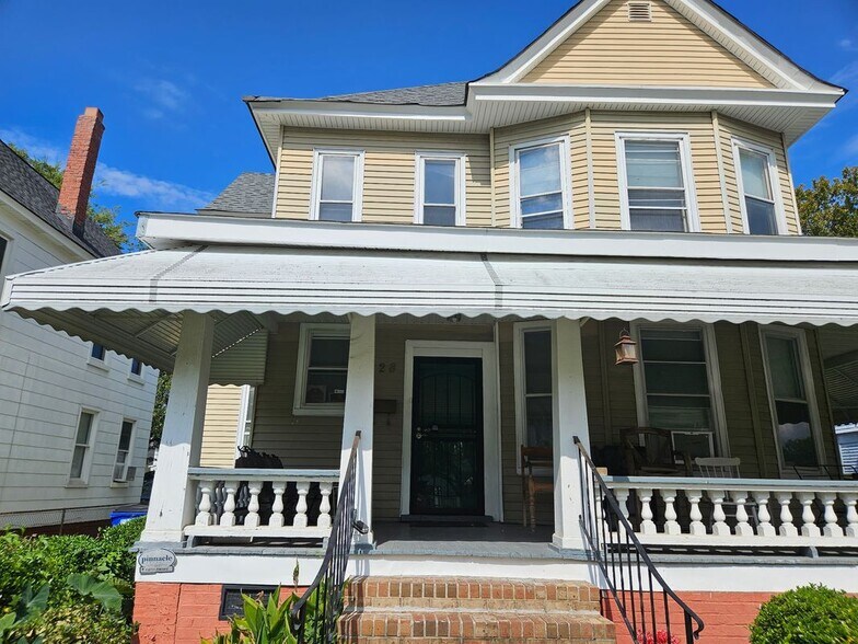 Building Photo - 228 Hardy Ave