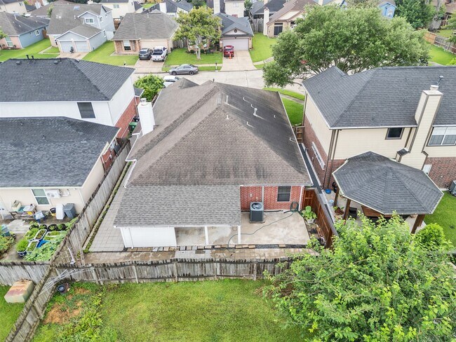 Building Photo - 7211 Canda Ln