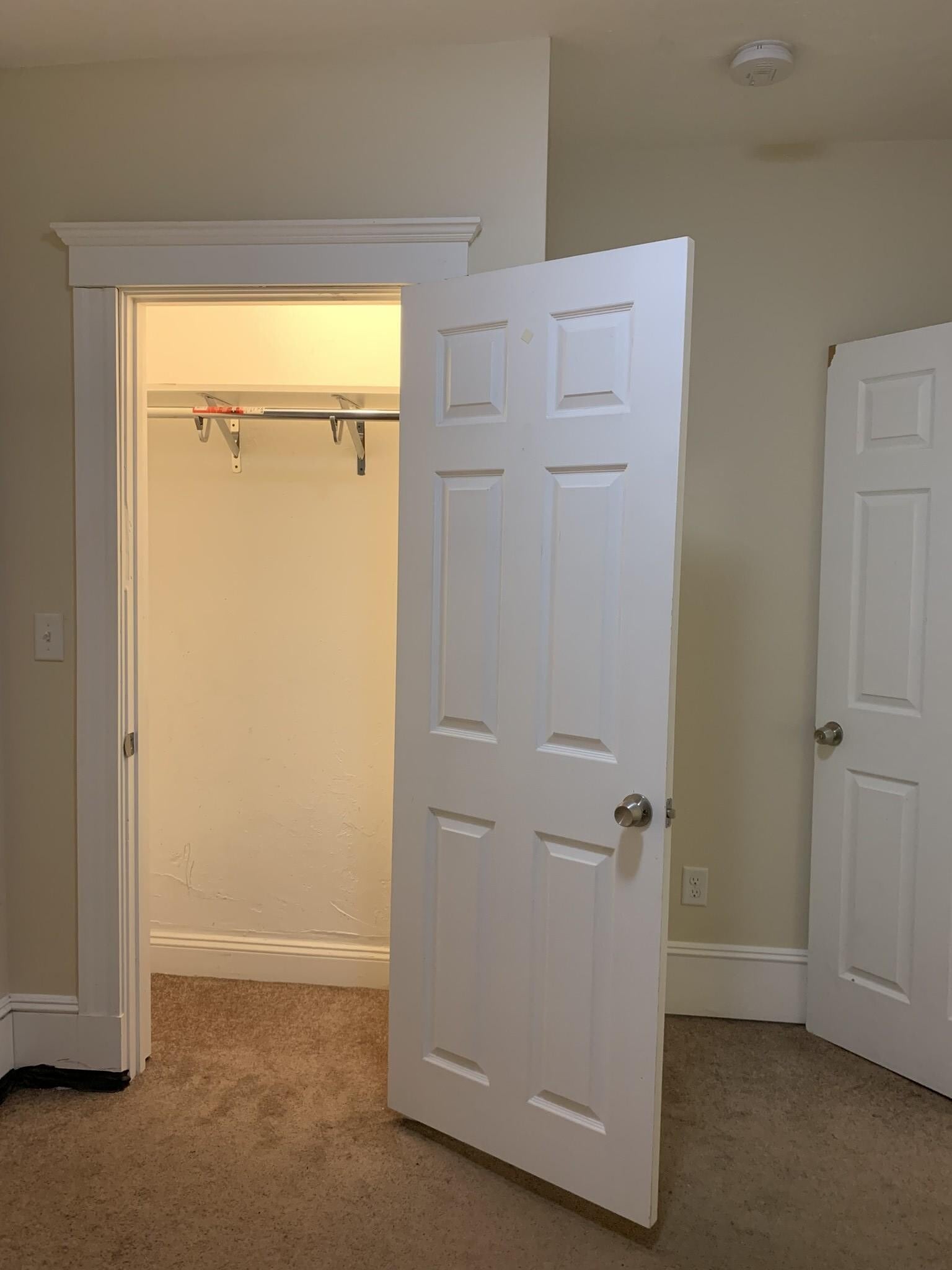 Building Photo - 61 Park Dr