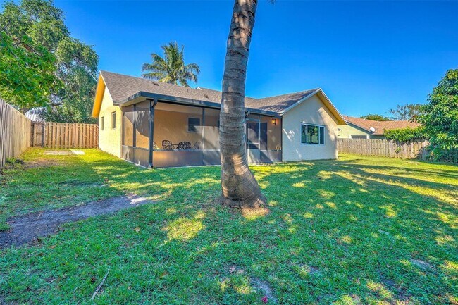 Building Photo - 1386 Fulmar Dr