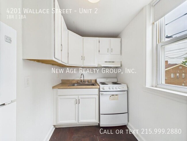Building Photo - 4201 Wallace St
