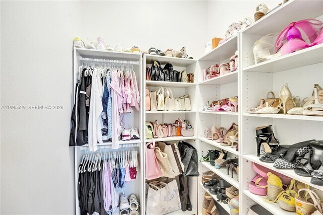 Building Photo - 6928 NW 33rd St