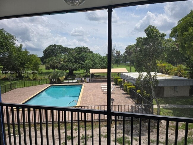 Building Photo - 6100 S Falls Cir Dr